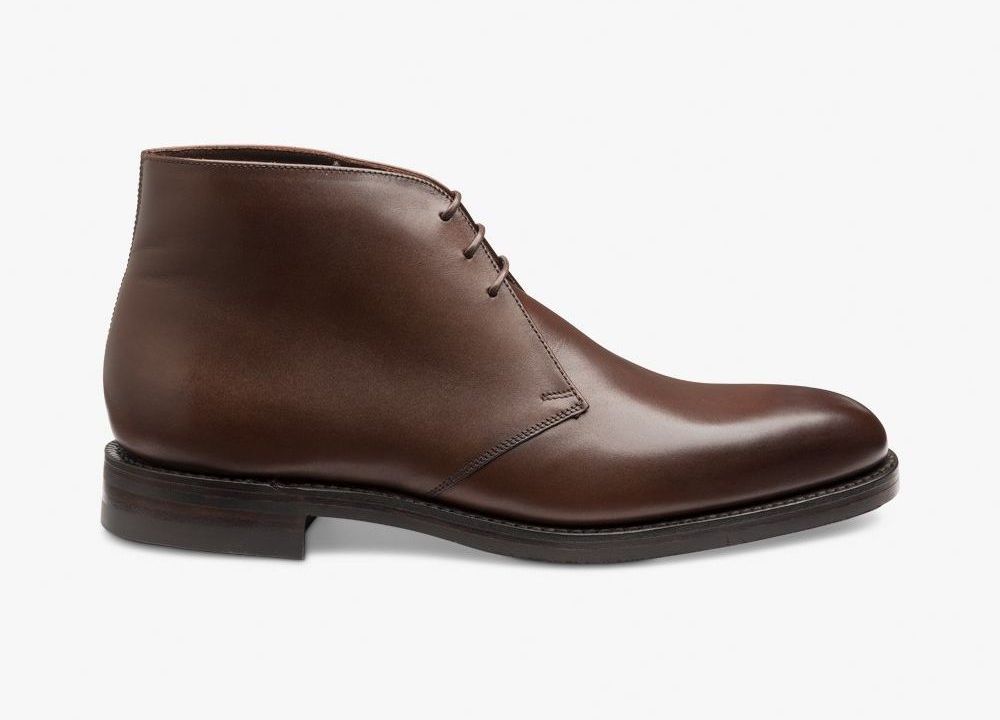 Desert boots best sale with suit