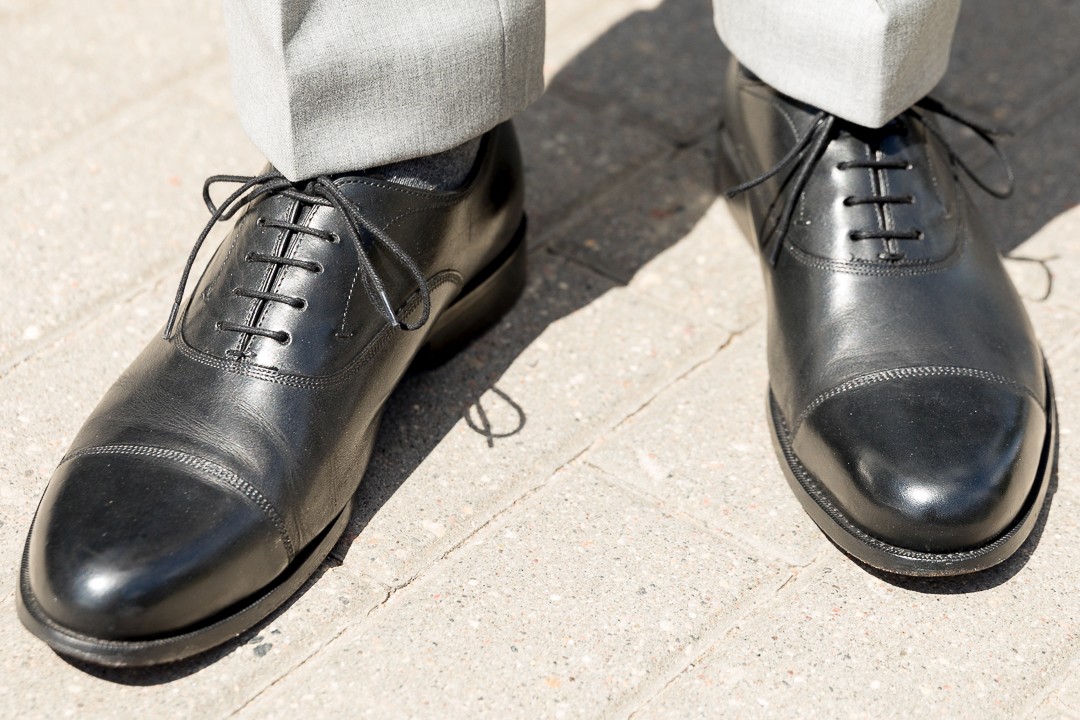 What type of shoes you should wear with a suit