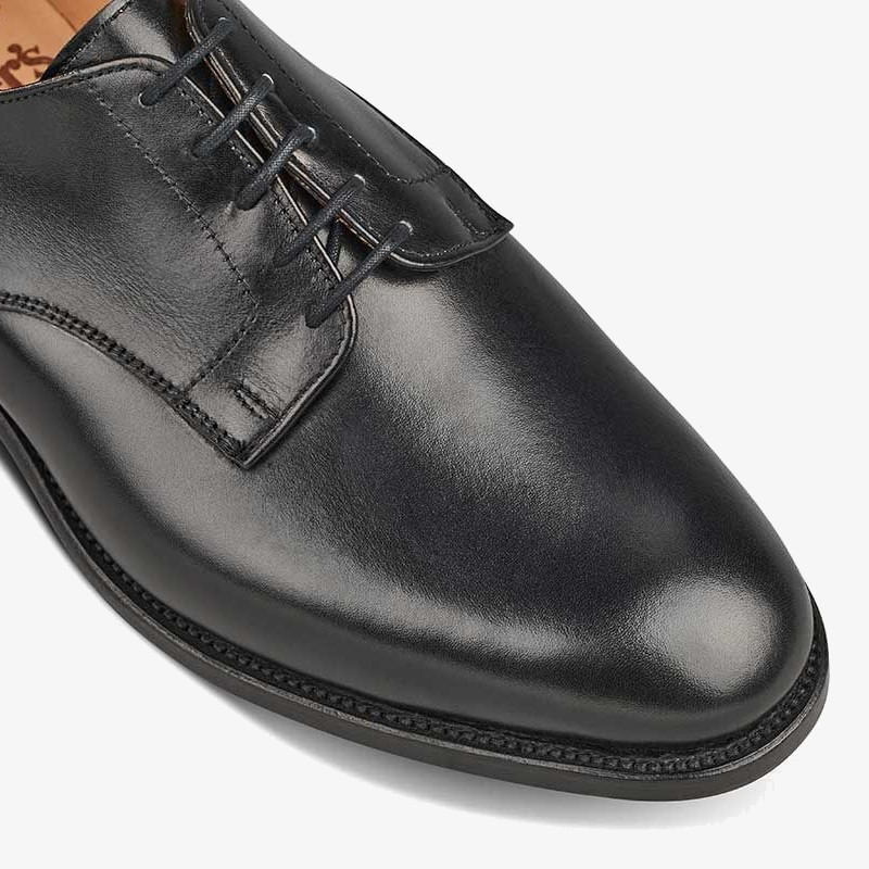 Tricker's Wiltshire black derby shoes